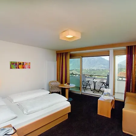 Hotel Schennerhof Schenna